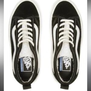 VANS Sentry Wafflecup Old Skool Black Suede Sherpa Lined Lug Shoes women’s 9.5